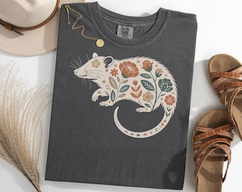 Camiseta floral de zarigüeya, camiseta retro para amantes de la vida silvestre, camiseta botánica de zarigüeya, camiseta vintage con silueta de animal del bosque, camiseta de regalo natural