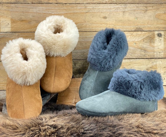Should I wear socks with sheepskin boots? – Wild Wool Australia