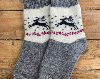 Women's handmade woolen socks one size UK2-4/US3-6/EU34-37