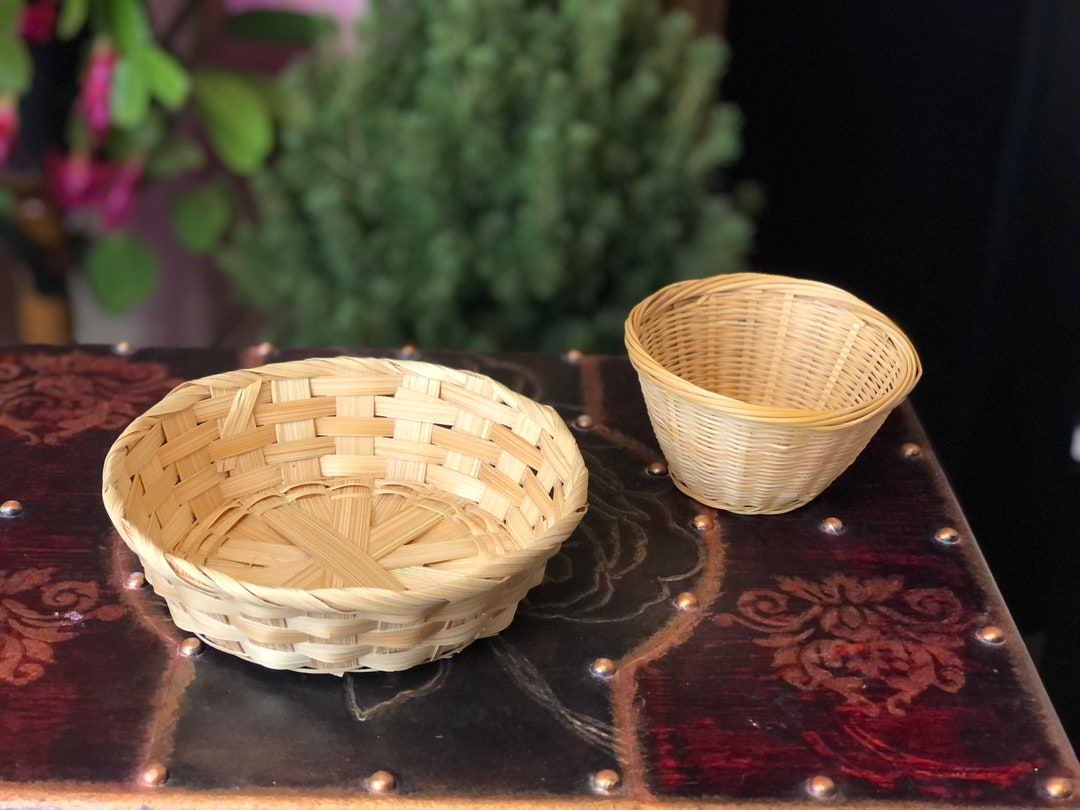 Mini Israeli Straw Set of Two Mini Straw Baskets - Etsy