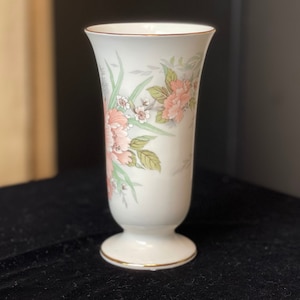 Jarrón de flores de porcelana vintage Polly-Anna: Decoración floral inglesa