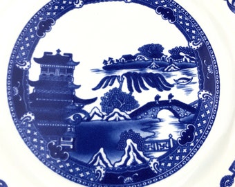 Ringtons dinerbord met gouden rand uit Engeland, handgedecoreerd vintage bord in blauw