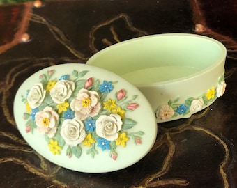 Handcrafted Jane Asher Porcelain Trinket Box with Lid, Ring box
