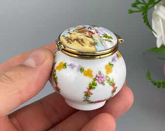 Antique Fine porcelain jewellery / trinket box from Del Prado collection made in Spain