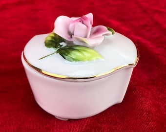 Royal decorative trinket box