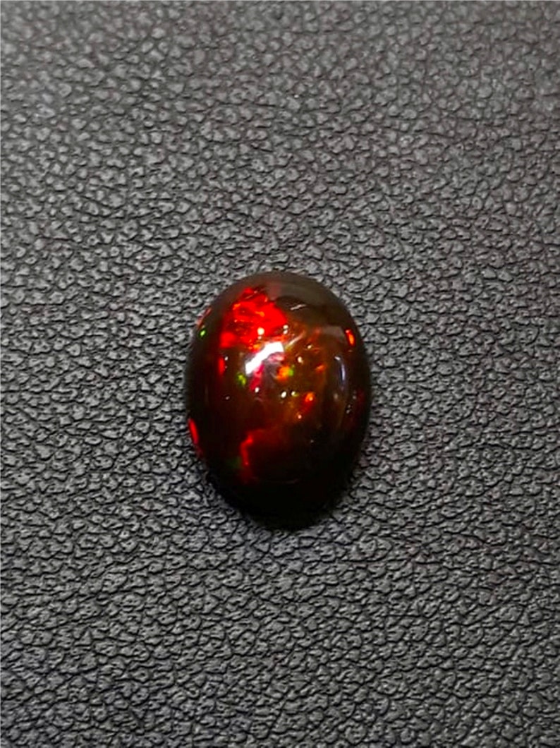 AAA++ Beautiful Welo Black Opal Red Fire Eithiopian Black Opal Size 11.6X9.2X5.5 mm Cts 2.27 Cabochon Handmade Gemstone Jewelry Making