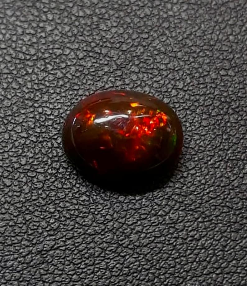 AAA++ Beautiful Welo Black Opal Red Fire Eithiopian Black Opal Size 11.6X9.2X5.5 mm Cts 2.27 Cabochon Handmade Gemstone Jewelry Making
