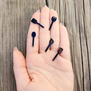 Miniature Kitchen Utensils (5pc) - Dollhouse, Miniatures 1:12, Dollhouse Furniture, Fairy Garden, Modern, Appliances, House Decor, DIY