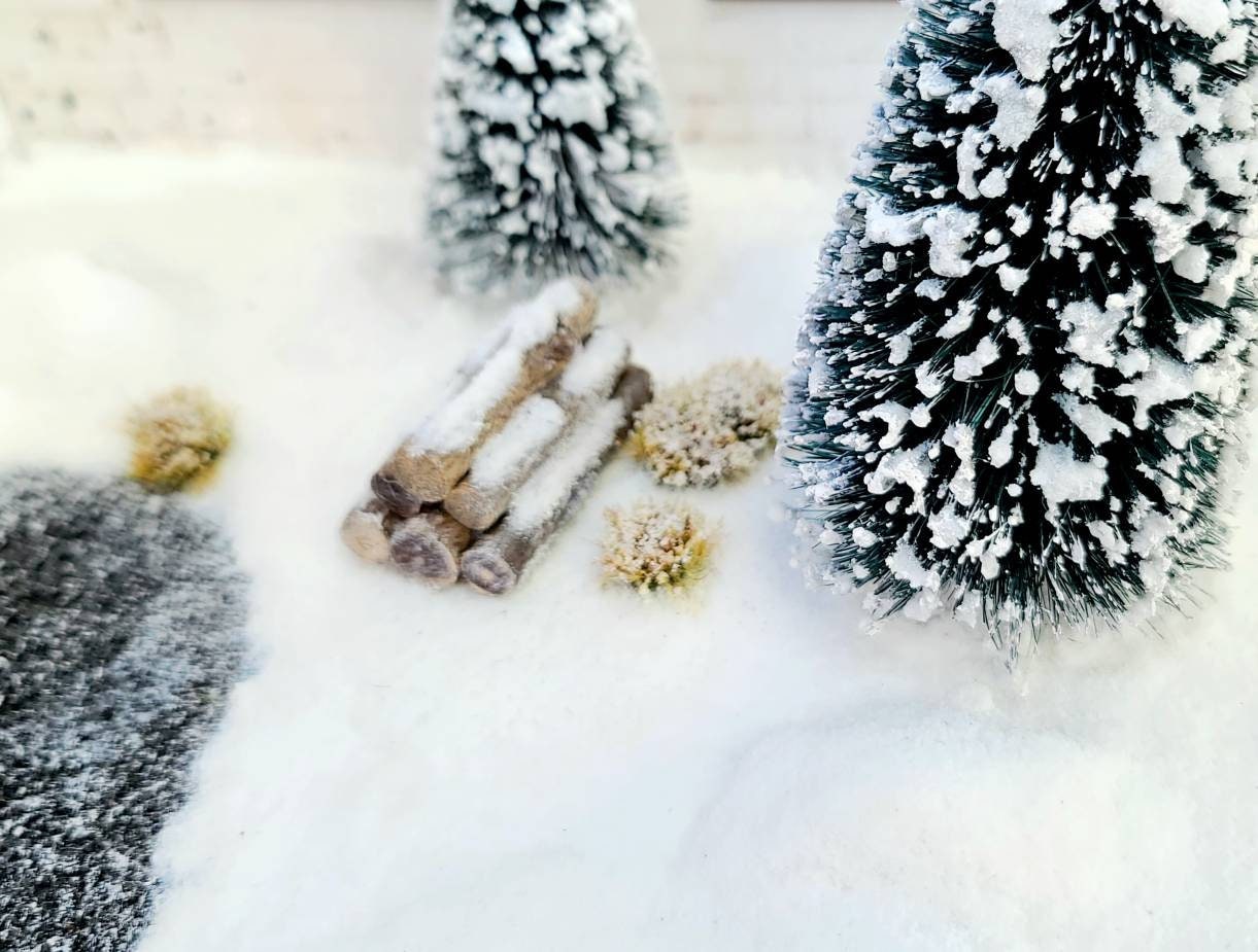 【一点もの】マシュマロ☆冬の置物 Miniature Dollhouse Christmas Logs With Snow (1:12 Scale