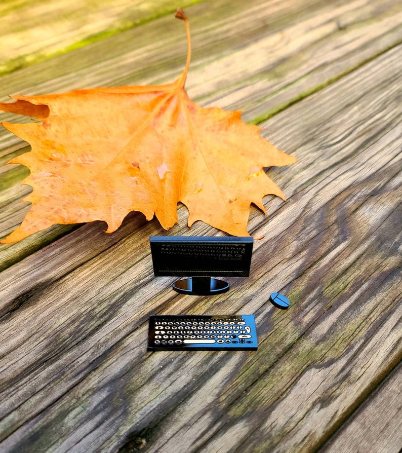 Dollhouse Miniature Computer Monitor 112 Doll Furniture Etsy