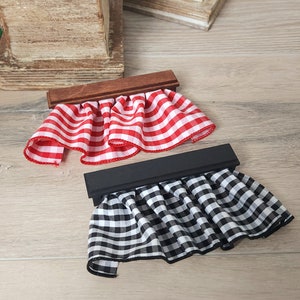 Miniature Dollhouse Plaid Curtains - 1:12 Scale, Miniatures, Fairy Garden, Accessories, Decorations, Doll Furniture