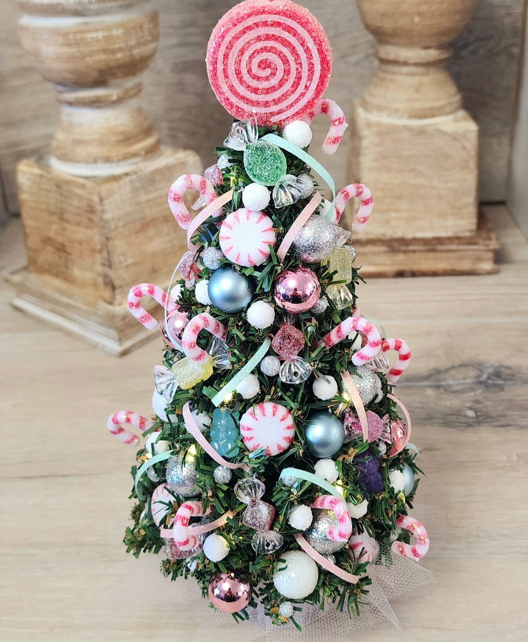 Asst Figures on Candy Tree- 1Pc