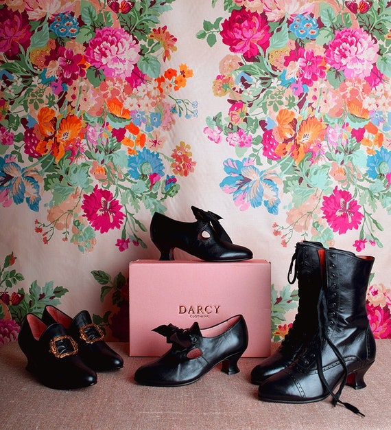 victorian style ladies boots