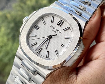 Patek Philippe Nautilus White Steel 40mm Dial Come With Box - Tag - Papers, Steel Patek Philippe Watch, Watches, Nautilus Watch