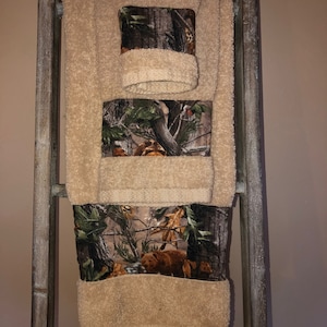 Real Tree Customized Towel set