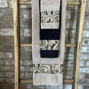 Neutral Paisley Decorative towel sets