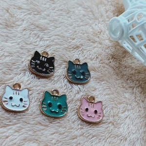 10Pcs Enamel Cat Charm, Cute Animal Kitty Charm,Animal Face charms Gold Tone Charms Craft Supplies 15*15 mm