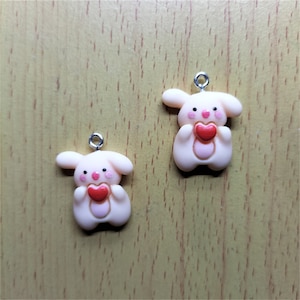 10 Cartoon Hond Charms Hars Dier Geel Puppy Huisdier Charm voor Armbanden & Hangers Oorbellen Sleutelhanger DIY Accessoire Sieraden