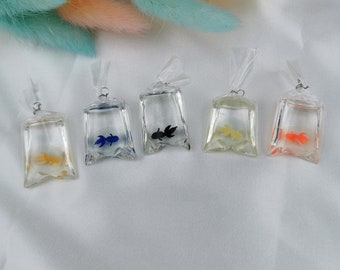 10Pcs Resin Transparent Goldfish Water Bag Charms Pendant DIY Jewelry Gift Cr HB 10Pcs Resin Transparent Goldfish Water Bag Charms Pendant DIY Jewelry Gift Cr HB
