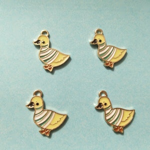 20*23mm 10pcs Little Duck Charms,Animal Duck Pendants Floating Earring Key Chain DIY Decoration Jewelry Accessory