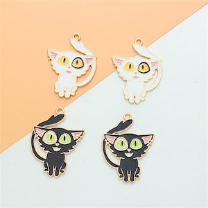 10Pcs Black White Enamel Cat Charm, Cartoon Animal Pet Charm,Gold Metal Charms Diy Earring Bracelet Necklace Pendant Craft Supplies