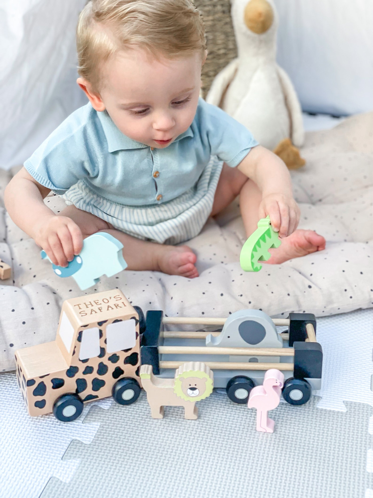 Personalised Wooden Safari Jeep Toy With Trailer and Animals Etsy UK