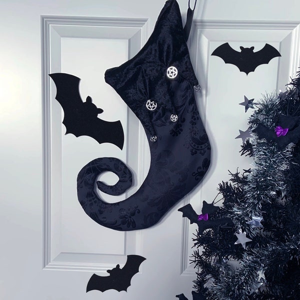 Goth Weihnachtsstrumpf - Barock Gothic X-mas witchy festliche alternative Wohnkultur 2022