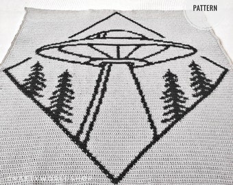 Tapestry crochet pattern, tapestry hanging wall, alien crochet pattern, tapestry pattern, alien crochet hanging wall