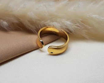 Minimalist Adjustable Ring - 18k Gold Plated Open Ring - Simple Band - Everyday Jewelry
