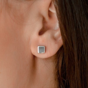 Square Stud Earrings – Sterling Silver Minimalist Earrings – Small Silver Studs – Geometric Everyday Earrings for Women