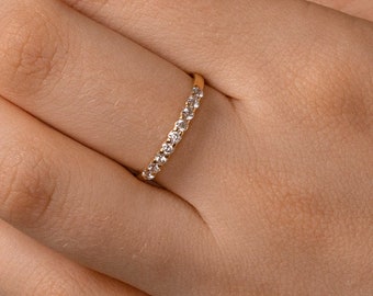 Weiß CZ Ring - 24 k Gold Vermeil Ring - neun weiße zirkonia - minimalistischen Ring - Stapeln Ring