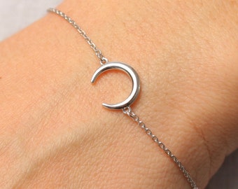 Sterling Silver Charm Bracelet - Crescent Moon Bracelet - Silver Wedding Bracelet - Minimalist Bracelet Femme - Dainty Stacking Bracelet