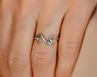 Adjustable Cat Ring - Sterling Silver Kitten - Cat Lover Gift - Minimalist Animal Jewelry - Waterproof