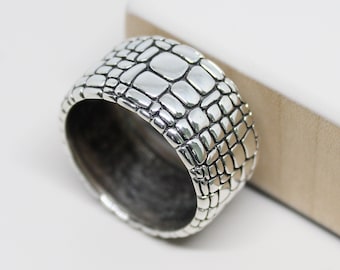 Sterling Silver Scale Ring - Dragon Skin Band - Oxidized Wide Snake Ring for Men - Waterproof