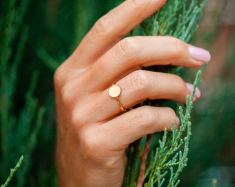 gouden schijf ring, 24k goud gevulde schijf ring, gouden stapeling ring, geometrische gouden ring, minimalistische gouden ring, cadeau voor haar, gouden cirkel ring