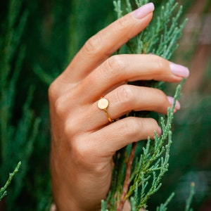 Gold Disc Ring, 18k Gold Vermeil Disk Ring, Gold Stacking Ring, Geometric Gold Ring, Minimalist Gold Ring, Gift For Her, Gold Circle Ring