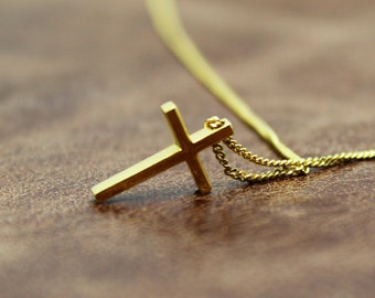 Gold Cross Necklace – Tiny Cross Pendant – 18k Gold Vermeil – Minimalist Religious Jewelry