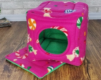 Guinea Pig Cozy Cube - Guinea Pig Accessories Cute Christmas Fleece Bed Hamster Hideout