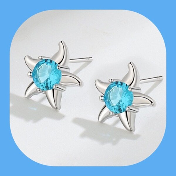 New Ocean Beauty Petite Starfish Rhinestone Stud Earrings