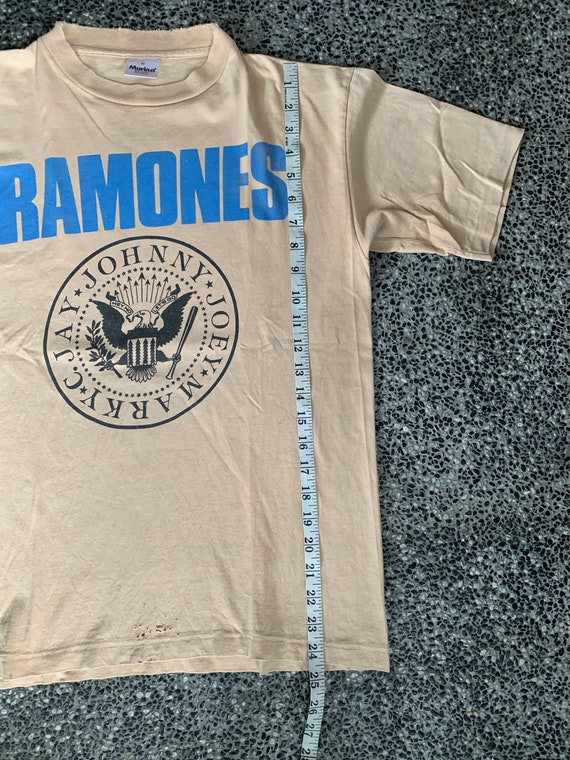 gap ramones t shirt