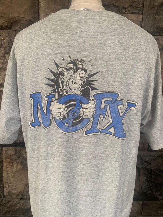 ミュージシャン NOFX Tee vintage 00s 90s PUNK ROCK FADE ミュージシャン NOFX Tee vintage 00s 90s PUNK ROCK FADE Rare