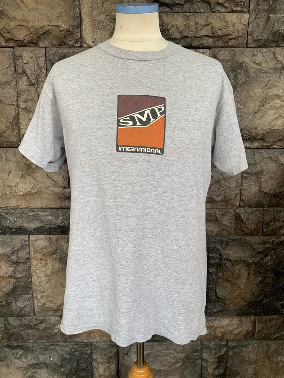 Vintage 90s SMP International Streetwear / Skateboarding T Shirt 