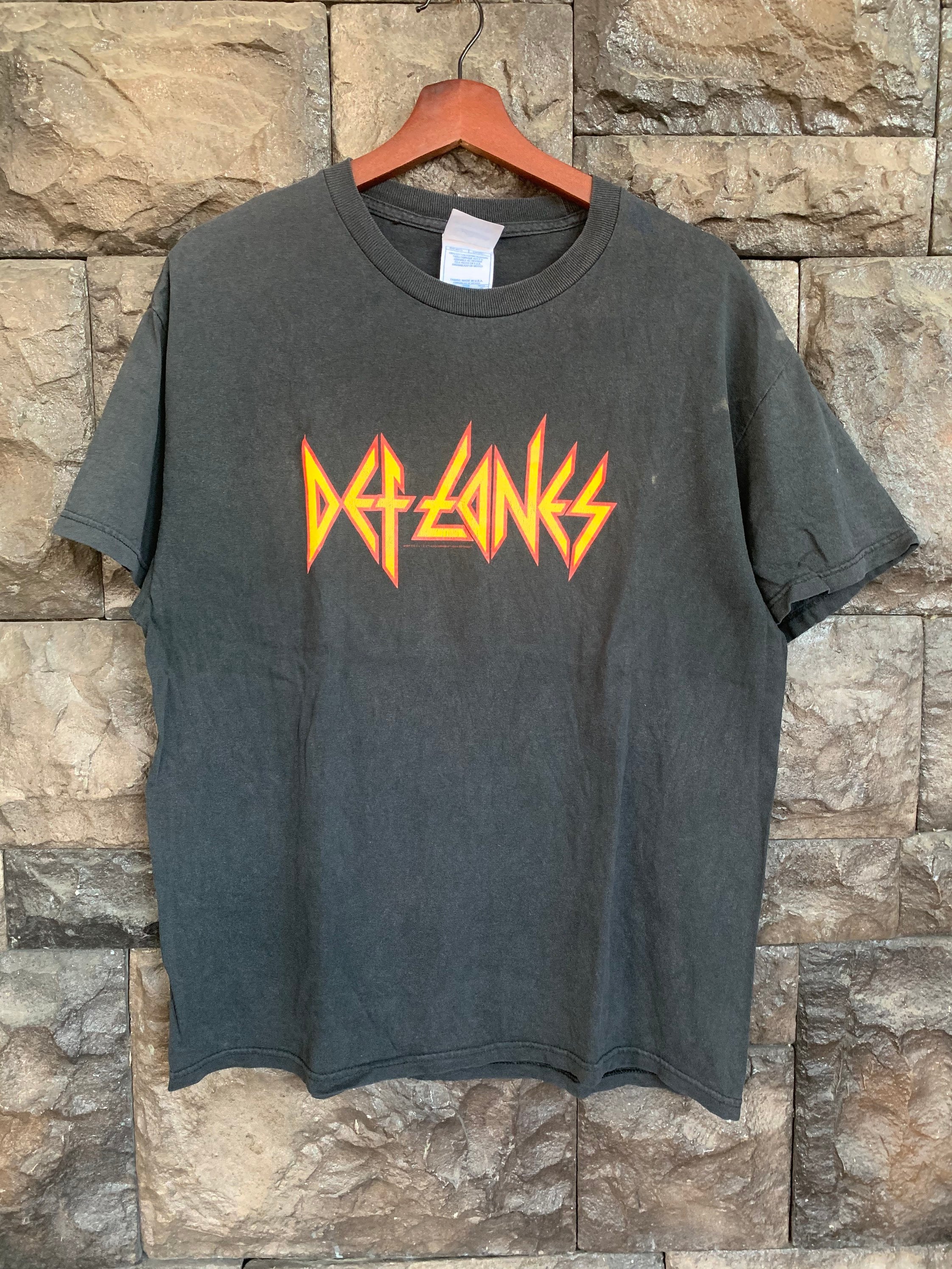Vintage DEFTONES Band T-shirt / Def 