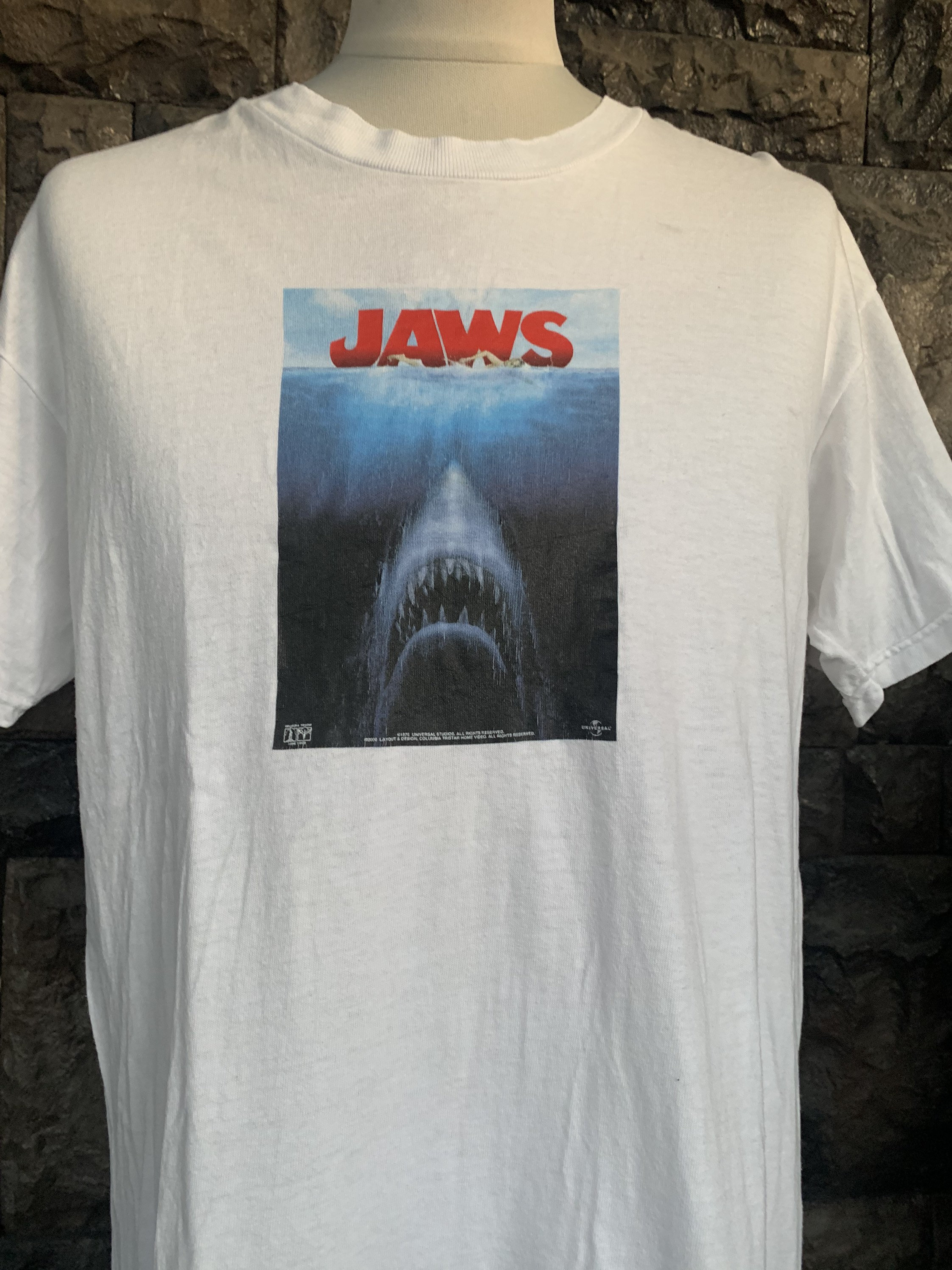 Vintage 2000 Jaws Thriller Movie 