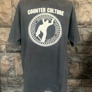 Vintage Counter Culture Skateboard / Streetwear T shirt