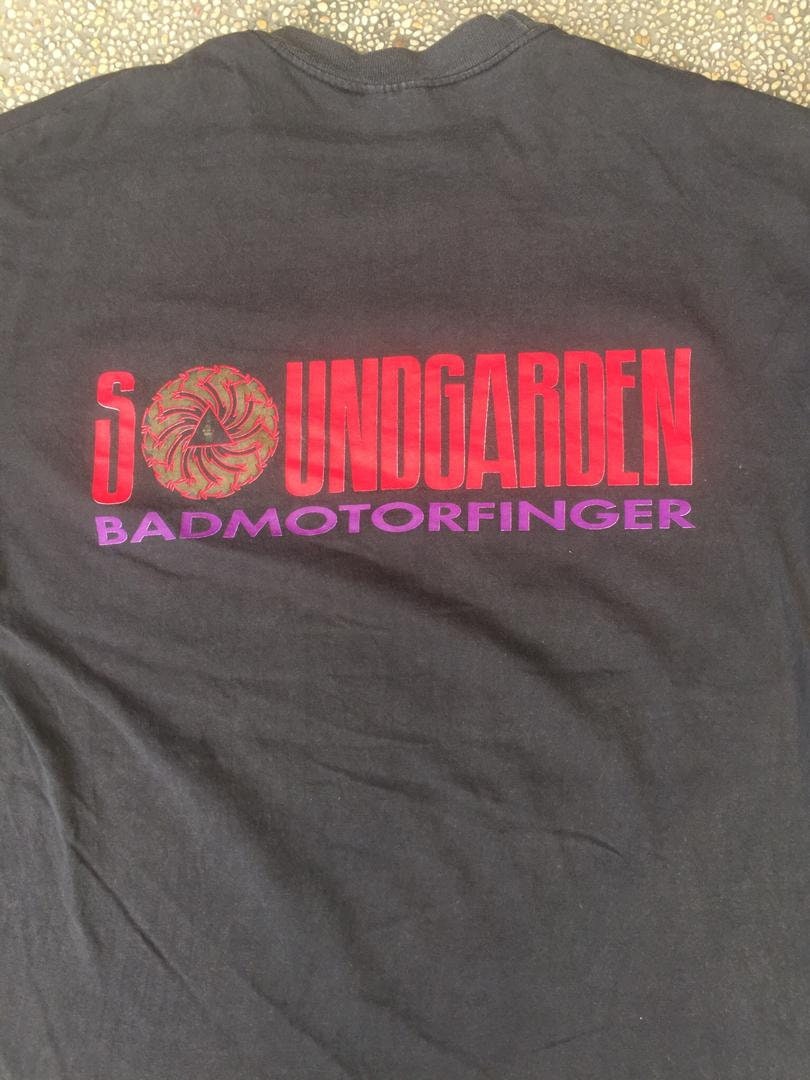 Vintage 90s SOUNDGARDEN Bad Motor Finger T Shirt - Etsy