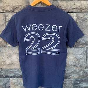 Vintage Weezer 22 Rock Music Band T shirt