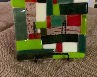 Fused glass plate