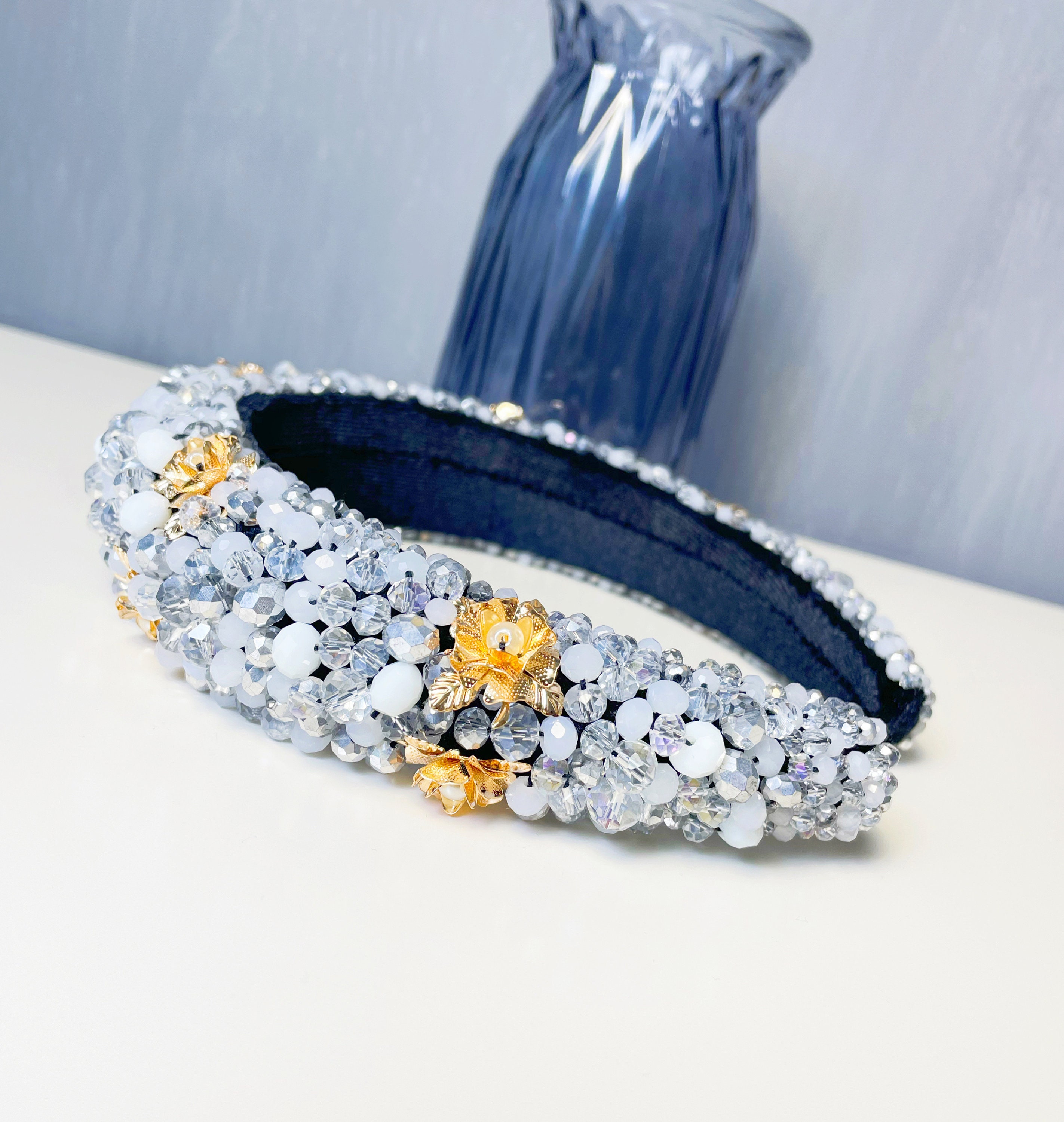 ファッションクリスタルヘッドバンド女性ガールエレガントな編組フラワーヘアフープ結婚式のヘアバンド花嫁かぶとパーティーアクセサリー エレガント フラワー  ヘアクリップ 結婚式 お呼ばれ ヘッドドレス ファッション クリスタル ヘッドバンド 女性用 女の子 エレガント 編み込み フラワー ヘアフープ ウェディング ヘアバンド 花嫁