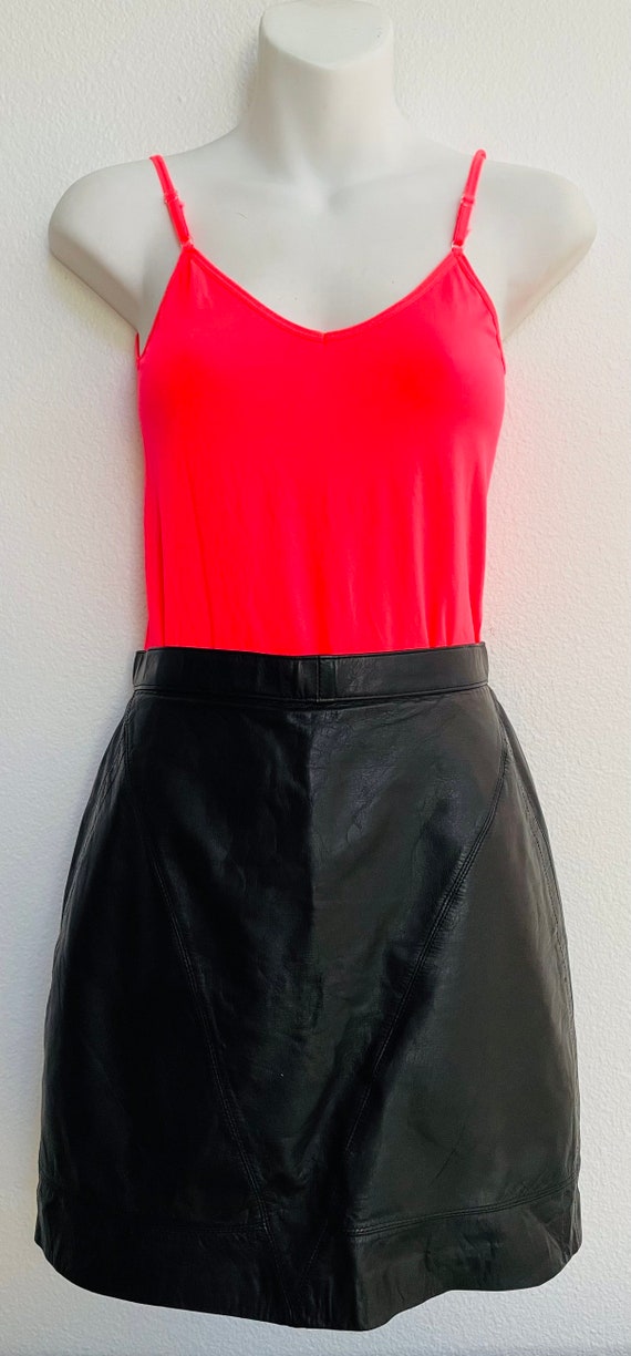 G-III VINTAGE 80s Genuine Black Leather Skirt Size